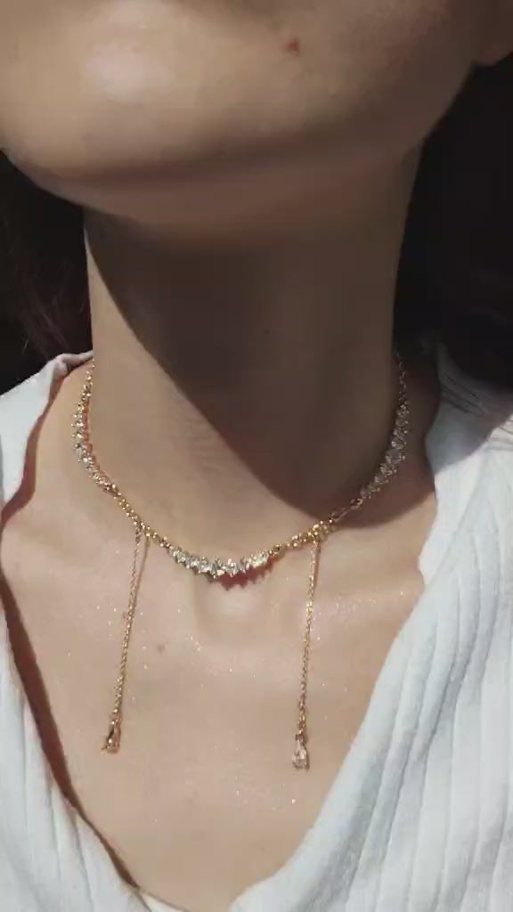Collier doré et brillant - L’Héritage de Cléopâtre – Reine d’Égypte