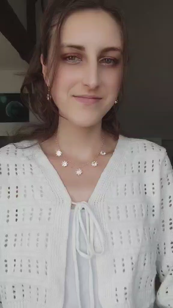 Parure - collier et boucles d'oreilles soleils - Majesté Éblouissante