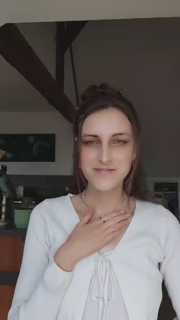 Parure collier et boucles d'oreilles doré et rouge  avec perles -  La Reine de Rubis